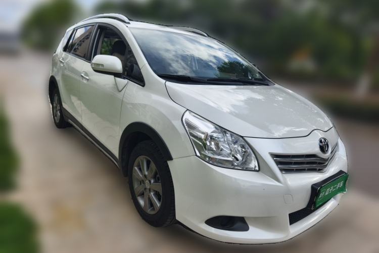 Used Toyota Verso 2014 Starlight 180E CVT Elite Edition Front Right 45 Deg