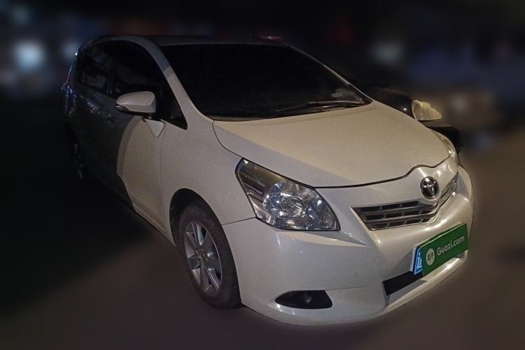 Used Toyota Verso 2014 Starlight 180E CVT Elite Edition Front Right 45 Deg