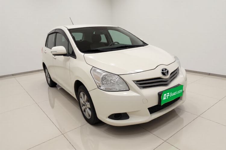 Used Toyota Verso 2014 Starlight 180E CVT Elite Edition Front Right 45 Deg