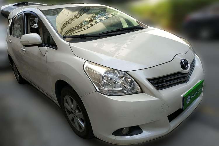 Used Toyota Verso 2014 Starlight 180G CVT Comfort Edition Front Right 45 Deg
