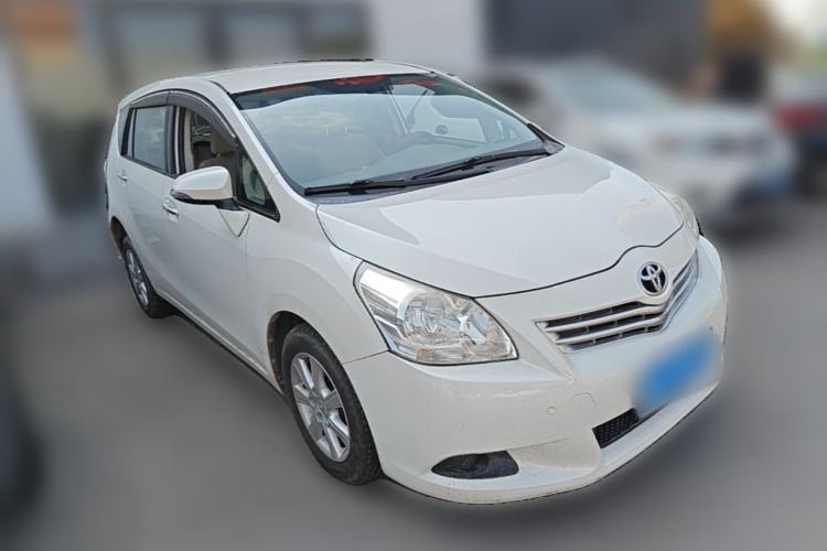Used Toyota Verso 2014 Starlight 180E CVT Elite Edition Front Right 45 Deg