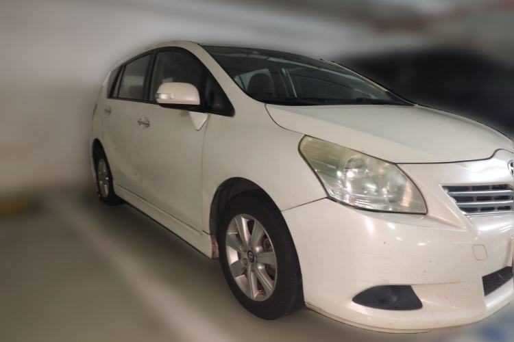 Used Toyota Verso 2014 Starlight 180E CVT Elite Edition Front Right 45 Deg
