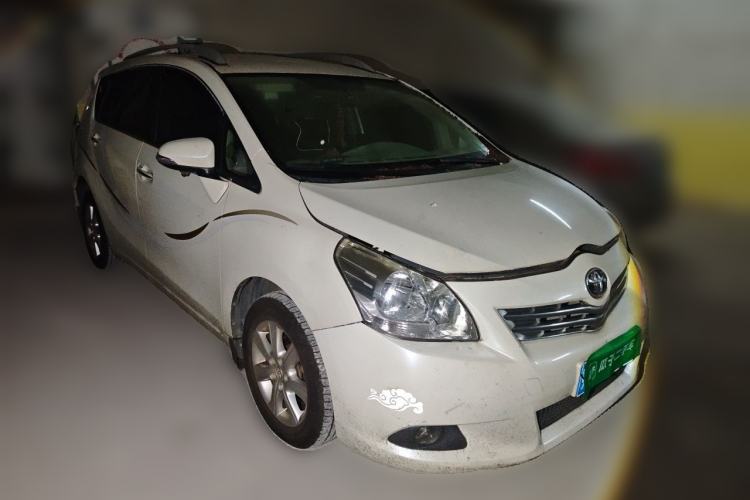 Used Toyota Verso 2014 Starlight 180E CVT Elite Edition Front Right 45 Deg