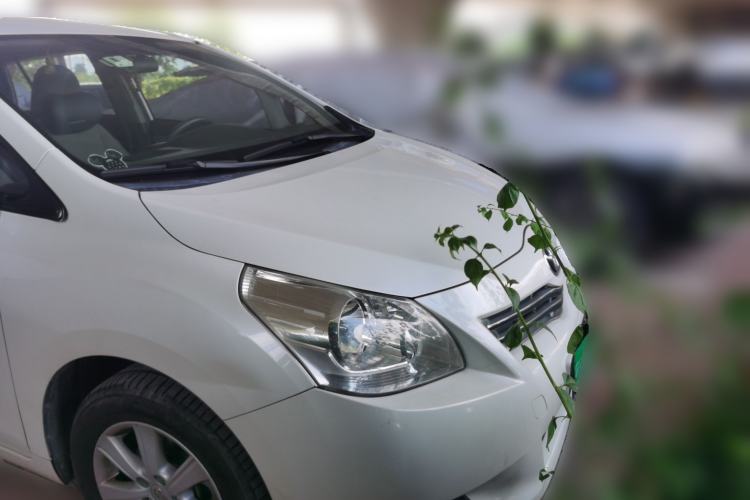 Used Toyota Verso 2014 Starlight 180E CVT Elite Edition Front Right 45 Deg