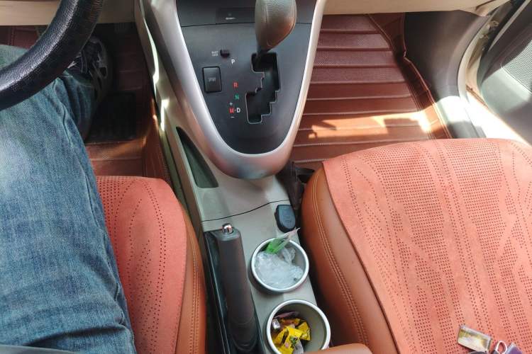 Used Toyota Verso 2014 Starlight 180G CVT Comfort Edition Gear Lever