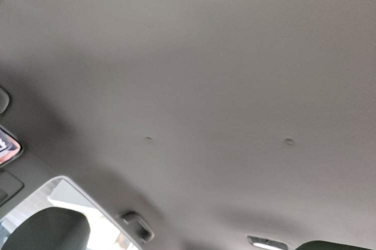 Used Toyota Verso 2014 Starlight 180E CVT Elite Edition Headliner