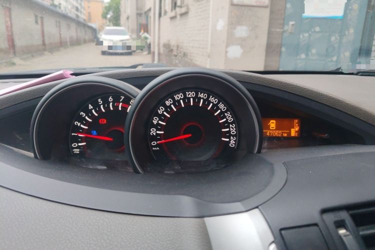 Used Toyota Verso 2014 Starlight 180G CVT Comfort Edition Instrument Cluster