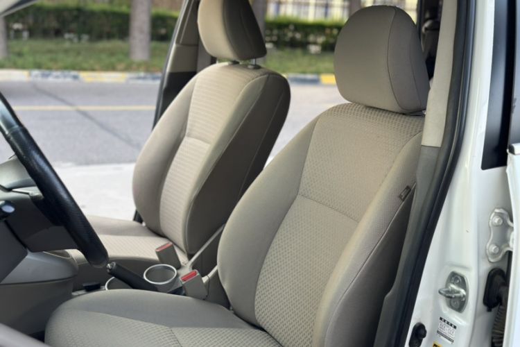 Used Toyota Verso 2014 Starlight 180E CVT Elite Edition Interior 1