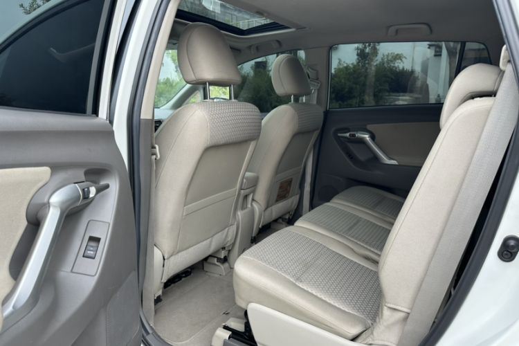 Used Toyota Verso 2014 Starlight 180G CVT Comfort Edition Interior 3