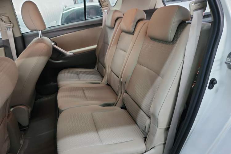 Used Toyota Verso 2014 Starlight 180G CVT Comfort Edition Interior 4