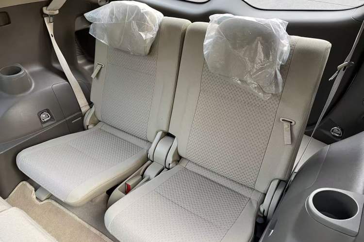 Used Toyota Verso 2014 Starlight 180G CVT Comfortable Multi-Function Edition Interior 5