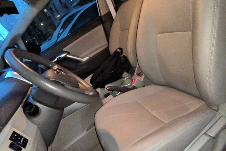 Used Toyota Verso 2014 Starlight 180E CVT Elite Edition Left Front Seat