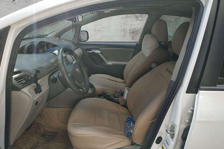 Used Toyota Verso 2014 Starlight 180G CVT Comfort Edition Left Front Seat