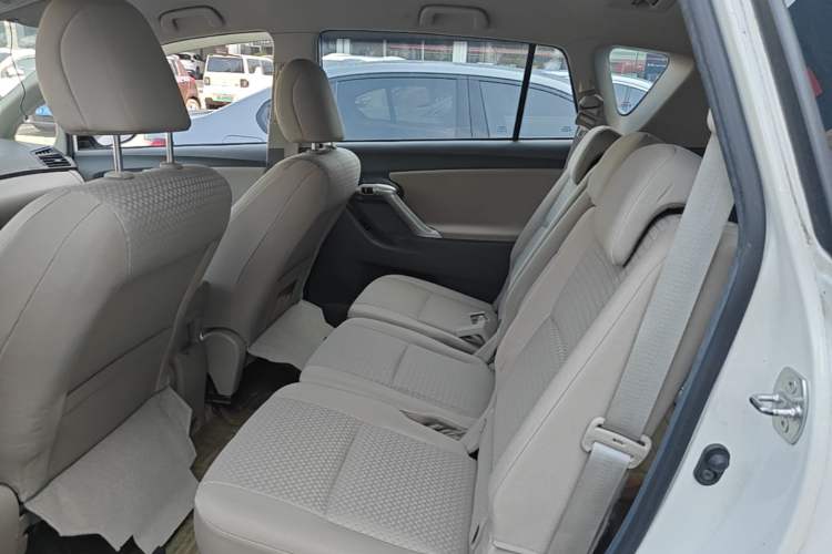 Used Toyota Verso 2014 Starlight 180E CVT Elite Edition Left Rear Seat