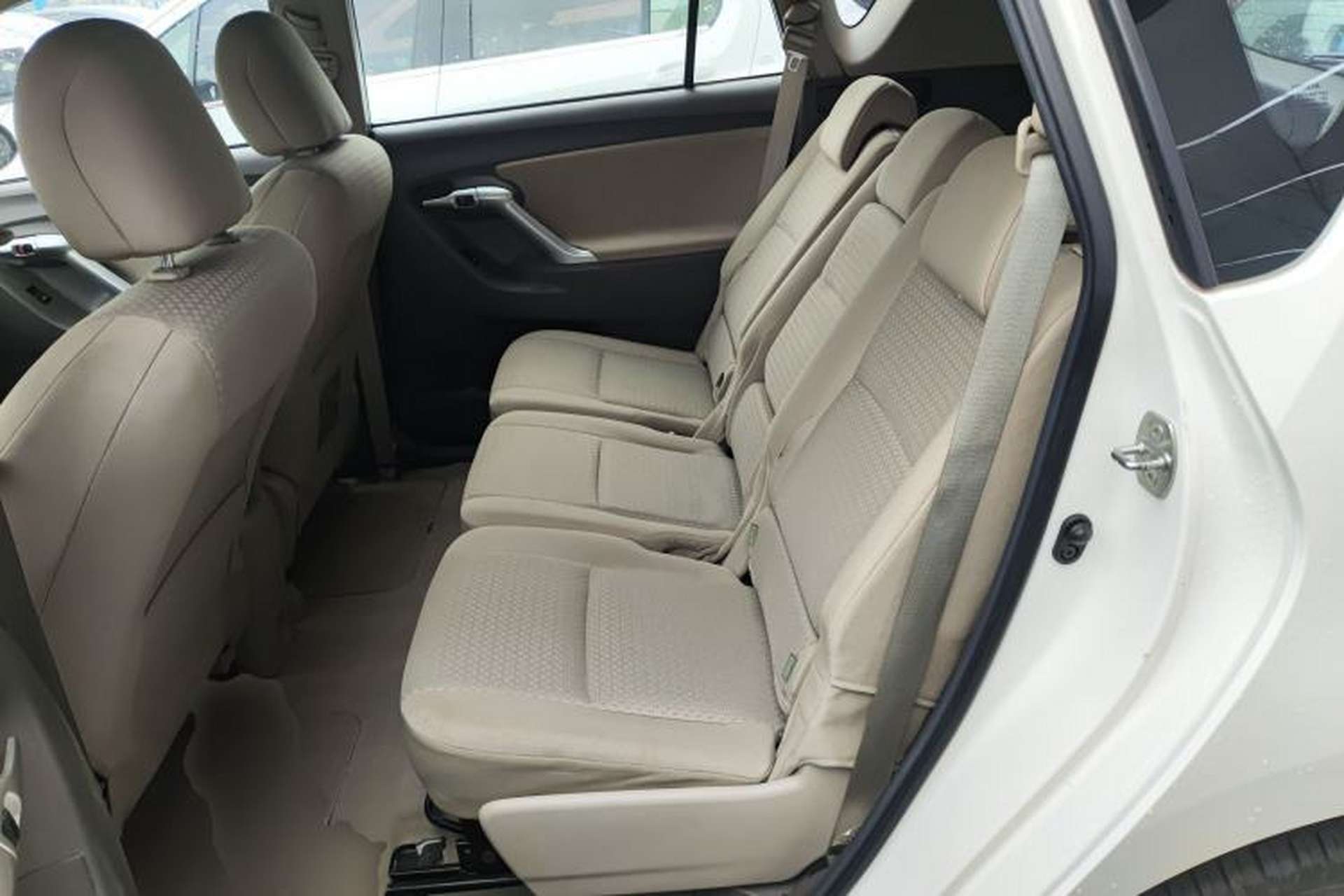 Used Toyota Verso 2014 Starlight 180E CVT Elite Edition Left Rear Seat