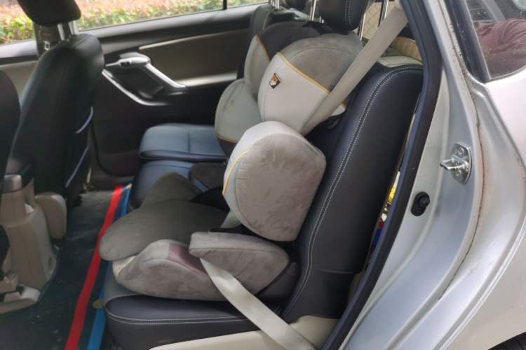 Used Toyota Verso 2014 Starlight 180E CVT Elite Edition Left Rear Seat