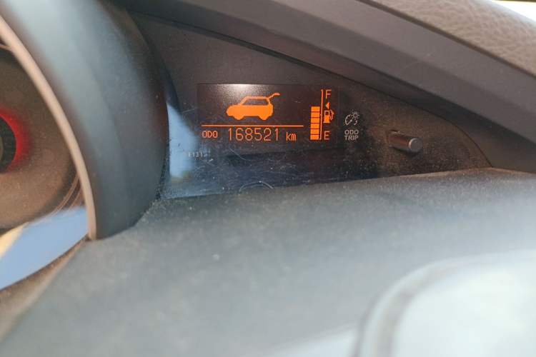 Used Toyota Verso 2014 Starlight 180G CVT Comfort Edition Odometer Close Up