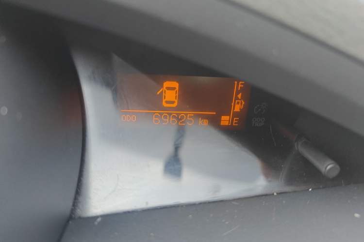 Used Toyota Verso 2014 Starlight 180E CVT Elite Edition Odometer Close Up