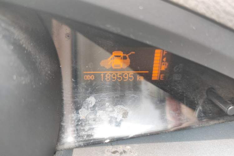Used Toyota Verso 2014 Starlight 180G CVT Comfort Edition Odometer Close Up