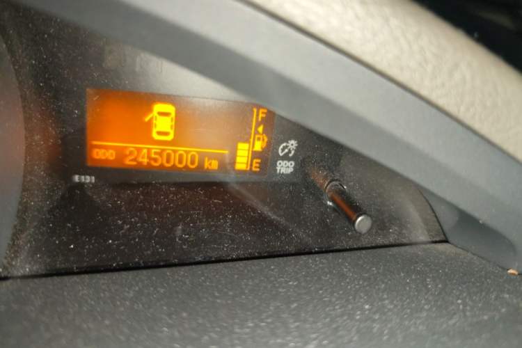Used Toyota Verso 2014 Starlight 180E CVT Elite Edition Odometer Close Up