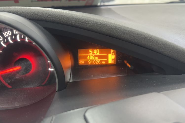 Used Toyota Verso 2014 Starlight 180E CVT Elite Edition Odometer Close Up