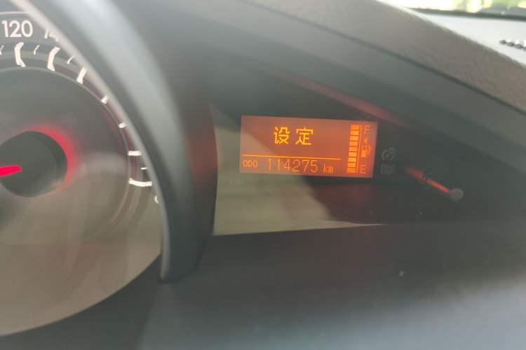 Used Toyota Verso 2014 Starlight 180E CVT Elite Edition Odometer Close Up