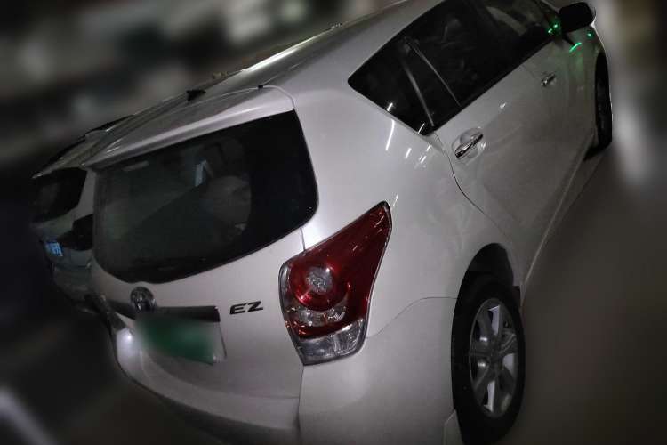 Used Toyota Verso 2014 Starlight 180E CVT Elite Edition Rear