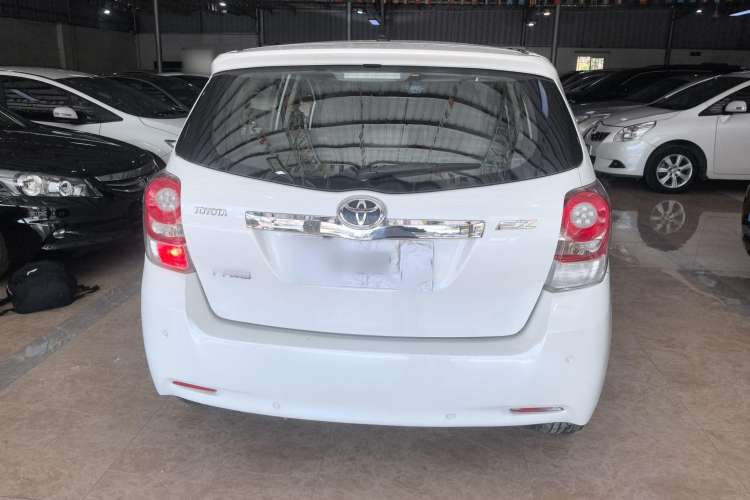 Used Toyota Verso 2014 Starlight 180E CVT Elite Edition Rear