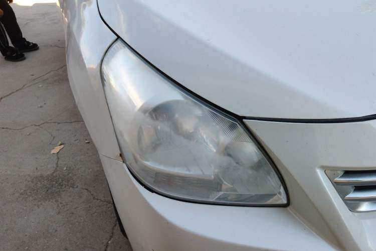 Used Toyota Verso 2014 Starlight 180G CVT Comfort Edition Right Front Headlight