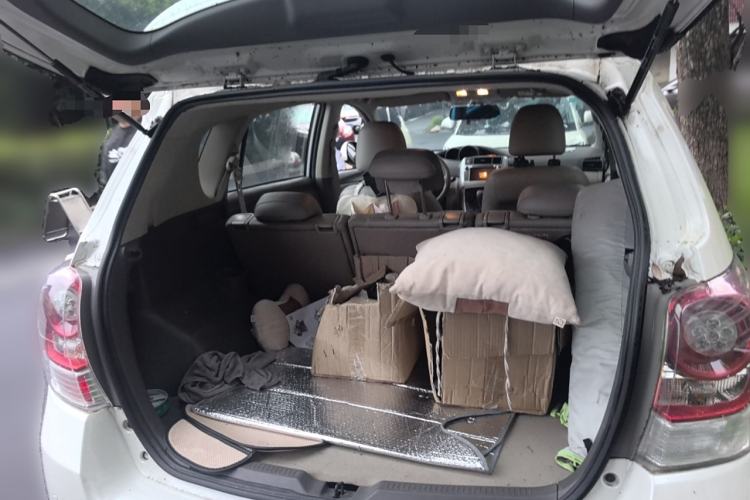 Used Toyota Verso 2014 Starlight 180E CVT Elite Edition Trunk
