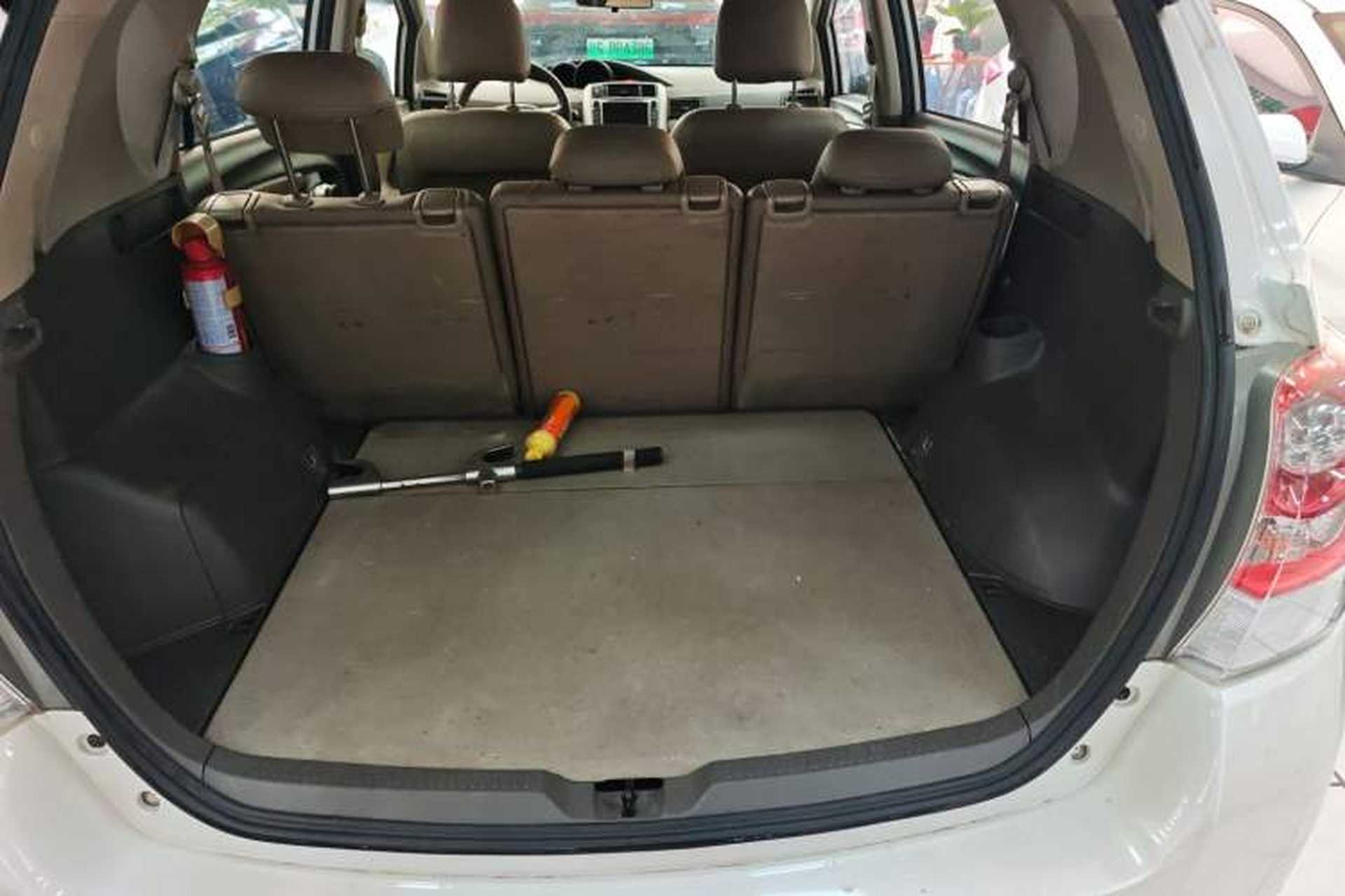 Used Toyota Verso 2014 Starlight 180E CVT Elite Edition Trunk