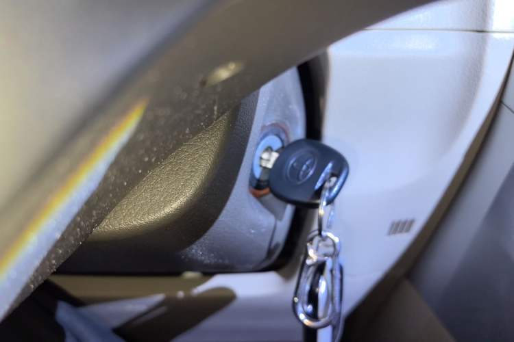 Used Toyota Verso 2014 Starlight 180E CVT Elite Edition Vehicle Key