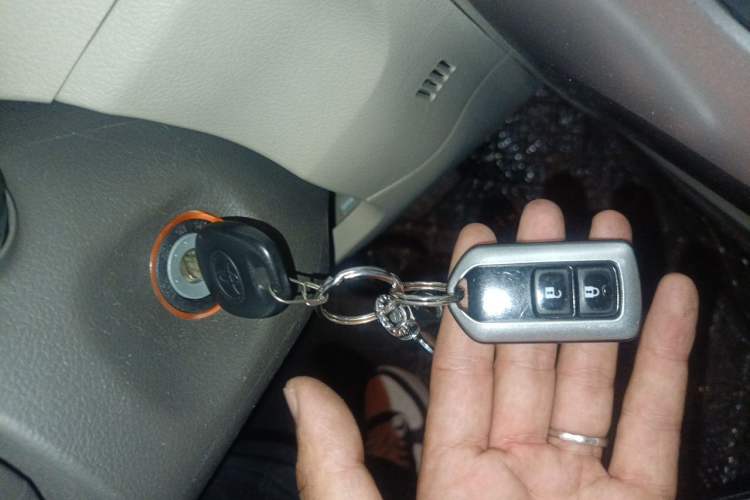 Used Toyota Verso 2014 Starlight 180E CVT Elite Multi-Function Edition Vehicle Key