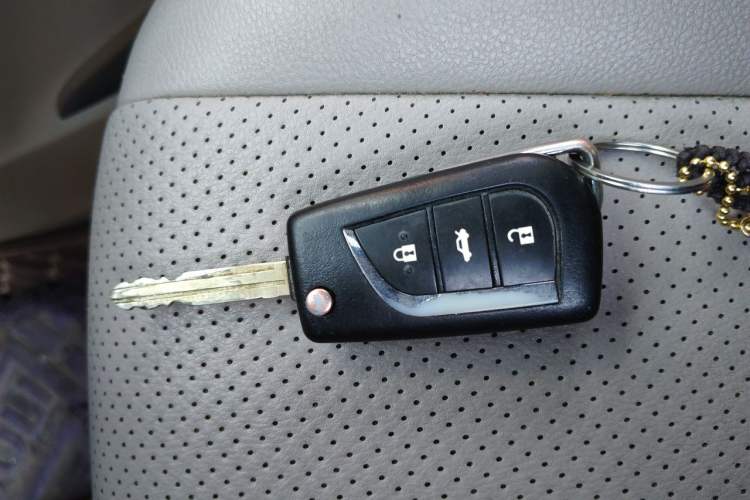 Used Toyota Verso 2014 Starlight 180G CVT Comfort Edition Vehicle Key