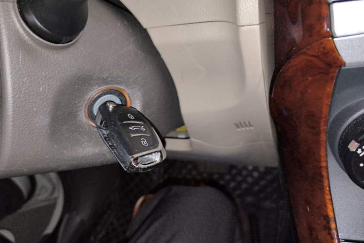 Used Toyota Verso 2014 Starlight 180E CVT Elite Edition Vehicle Key