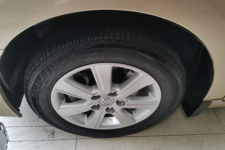 Used Toyota Verso 2014 Starlight 180E CVT Elite Edition Exterior 4
