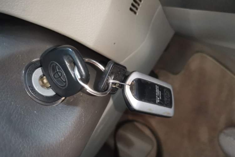 Used Toyota Verso 2014 Starlight 180E CVT Elite Edition Interior 1