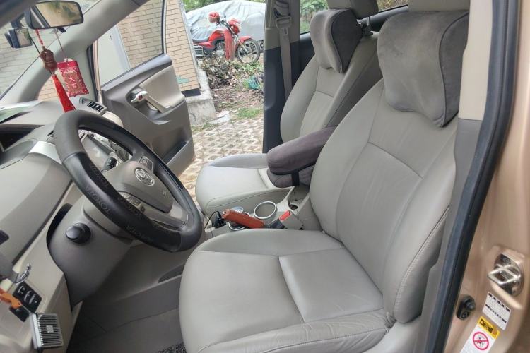 Used Toyota Verso 2014 Starlight 180G CVT Deluxe Multi-Function Edition Left Front Seat