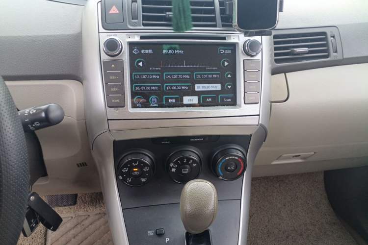 Used Toyota Verso 2015 180E CVT Crossover Edition Audio And AC Panel