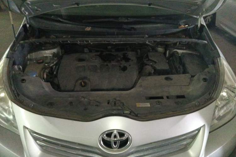 Used Toyota Verso 2015 180E CVT Crossover Edition Engine Bay
