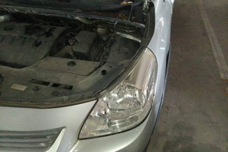 Used Toyota Verso 2015 180E CVT Crossover Edition Engine Bay Left