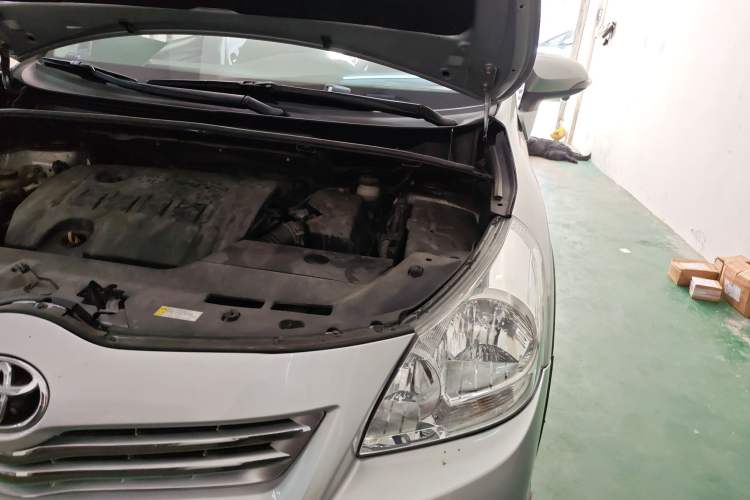 Used Toyota Verso 2015 180E CVT Crossover Edition Engine Bay Left