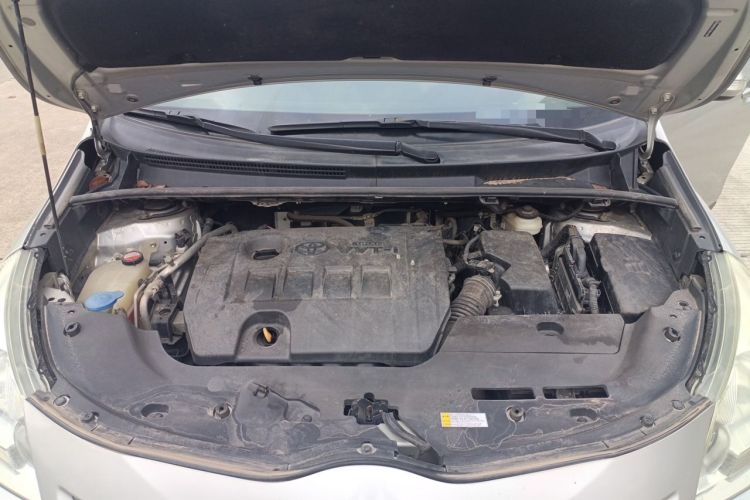 Used Toyota Verso 2015 180E CVT Crossover Edition Engine Bay