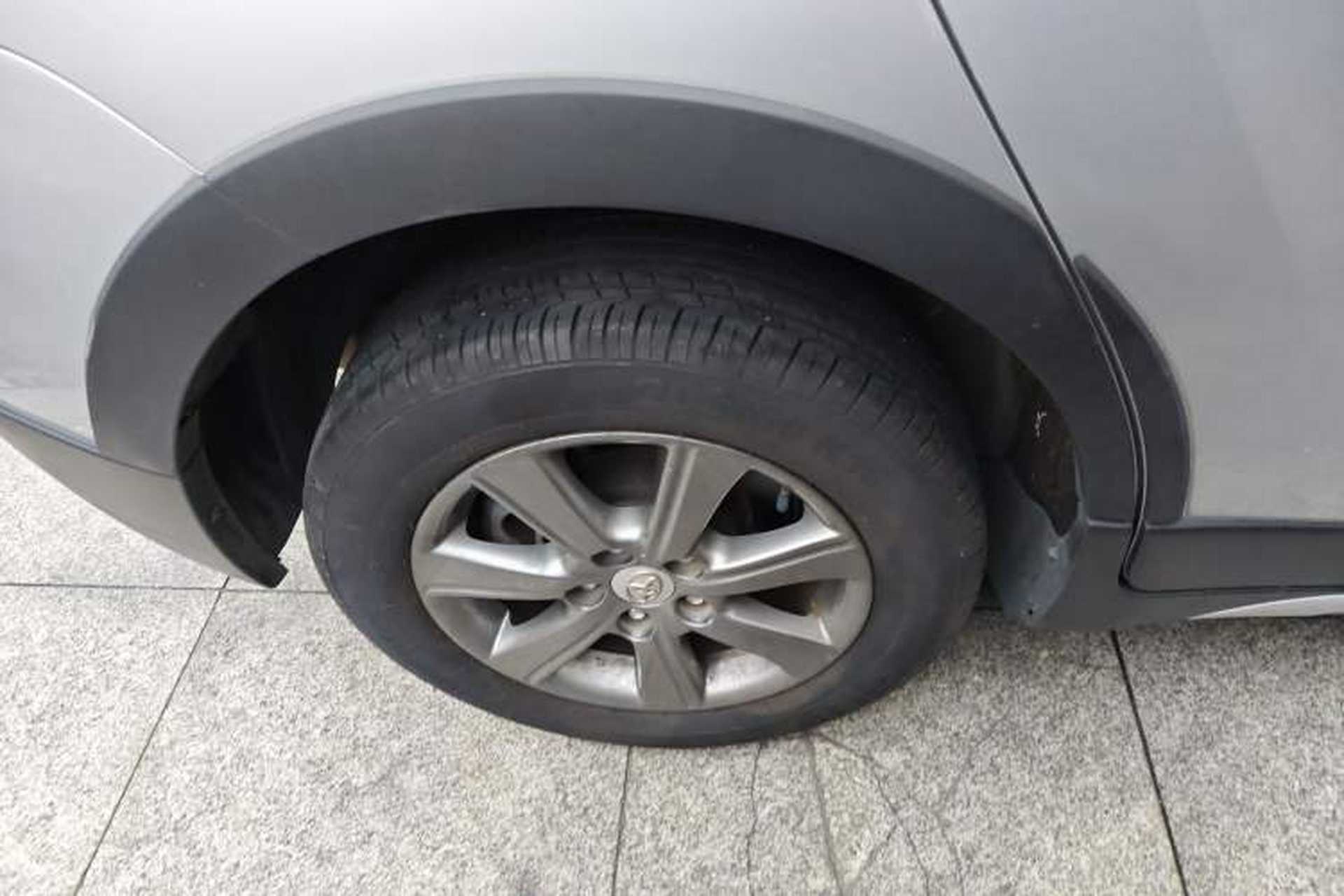 Used Toyota Verso 2015 180E CVT Crossover Edition Exterior 2
