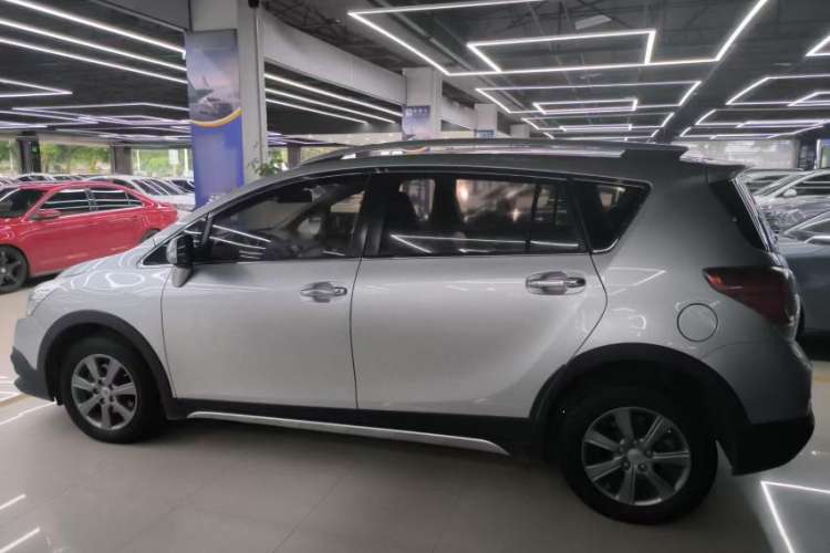 Used Toyota Verso 2015 180E CVT Crossover Edition Exterior 3