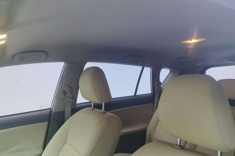 Used Toyota Verso 2015 180E CVT Crossover Edition Headliner