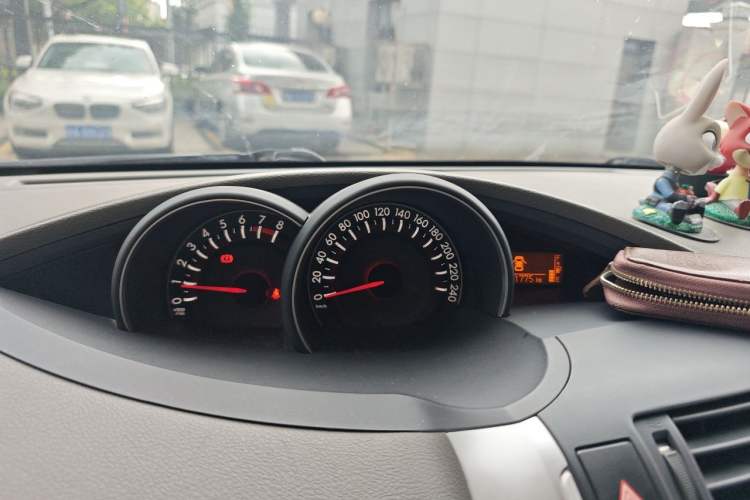 Used Toyota Verso 2015 180E CVT Crossover Edition Instrument Cluster