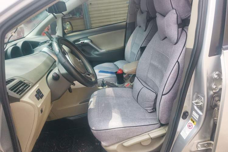 Used Toyota Verso 2015 180E CVT Crossover Edition Left Front Seat