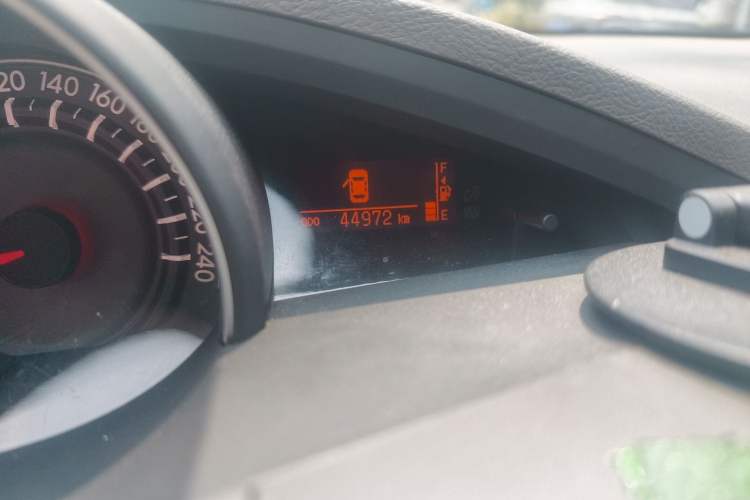 Used Toyota Verso 2015 180E CVT Crossover Edition Odometer Close Up