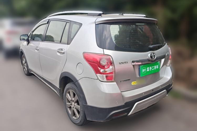 Used Toyota Verso 2015 180E CVT Crossover Edition Rear Left 45 Deg